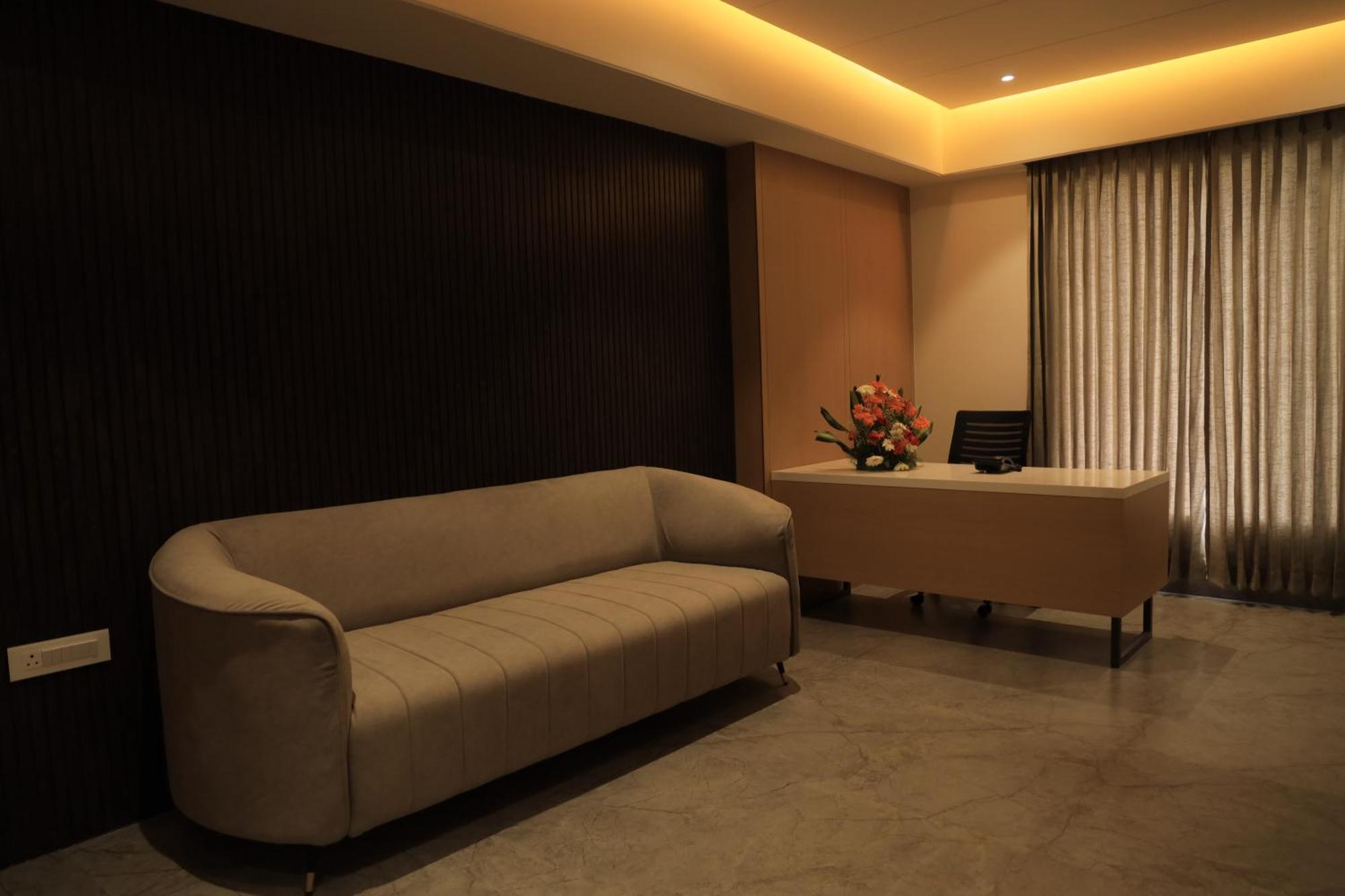 Vantara Suites Vellore Luaran gambar